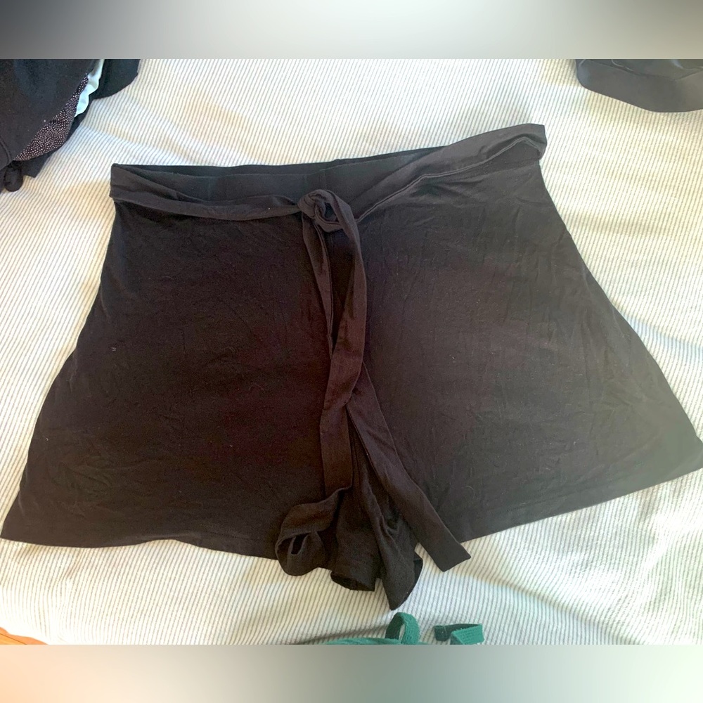 Thief and Bandit High Waist black shorts